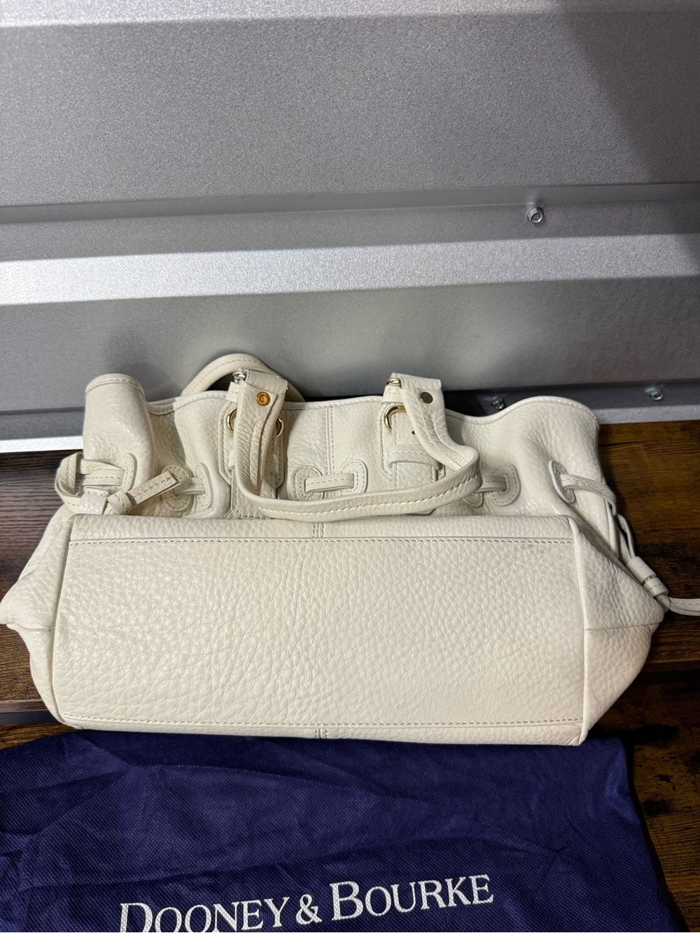 Dooney & Bourke CHIARA Hand Bag Purse White Pebble Grain Leather and Pink Great - Picture 4 of 10